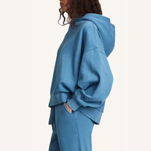 Sweat-shirts à capuche pour femmes de bonne qualité, motif uni, fabrication OEM, en vente à prix avantageux, vêtements d'hiver - Product Image 3