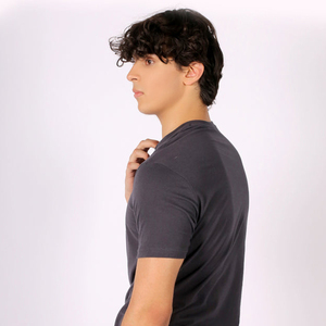 เสื้อยืดโอเวอร์ไซส์แฟชั่นสำหรับผู้ชายพิมพ์ลายน้ำหนักมากเสื้อผ้าแนวสตรีทผ้าโพลีเอสเตอร์/ คอตตอนลายแบบกำหนดเองขนาดใหญ่ - Product Image 5