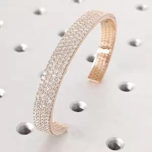 Pulsera de diamantes de moissanita Premium para mujer, joyería con diseño circular audaz para fiestas, bodas y regalos de lujo - Product Image 2