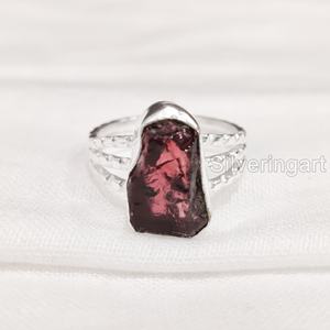 เครื่องประดับหินหยาบผู้หญิงแหวนโกเมนธรรมชาติพลอยดิบ janawuary birthary band doted เครื่องประดับปาร์ตี้925แหวนเงินสเตอร์ลิง - Product Image 1