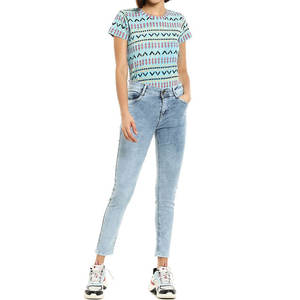 เสื้อยืดผู้หญิงพิมพ์ลายทรงหลวมสไตล์ลำลองน้ำหนักเบาระบายอากาศและทนทานสำหรับฤดูร้อน - Product Image 4