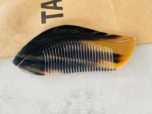 หวีเขาควายทำด้วยมือเป็นมิตรต่อสิ่งแวดล้อมหวีคุณภาพระดับพรีเมียมหวีพกพาไม่ไฟฟ้าสถิตของขวัญวันแม่งานฝีมือตามธรรมชาติ - Product Image 3