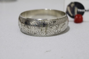 New Fashion <b>Silver</b> Color Brass <b>Bangle</b> <b>for</b> <b>Women</b> Floral Design Traditional Bracelets & <b>Bangles</b> - Product Image 2