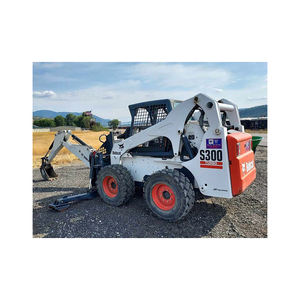 Cargadora compacta de gran capacidad con sistema hidráulico de alto flujo - Product Image 2