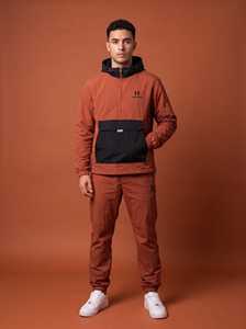 Ensemble coupe-vent en terre cuite et noir, veste et pantalon de survêtement en nylon avec logo personnalisé OEM, fabricant unisexe - Product Image 1
