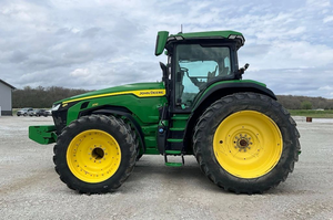 Nuevo tractor John Deere 8R 370 4WD 2023 con motor, bomba, caja de cambios y engranajes: tractor de alta productividad para la agricultura. - Product Image 2