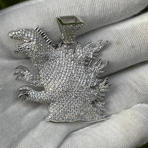 จี้ไดโนเสาร์ก็อดซิลล่าสุดหรู ประดับเพชรโมอิสซาไนต์ ดีไซน์ฮิปฮอป ชุบทอง - Product Image 2