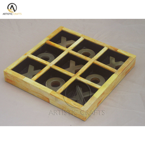 Juego de Tic Tac Toe Artesanal de Cuerno y Hueso, Manualidad en Madera |   Juego de Mesa Decorativo, Regalo Único, Decoración para el Hogar, Juego Clásico - Product Image 1