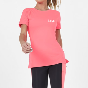 Camiseta de Mujer para Uso Diario, Diseño Deluxe, Cómoda, con Apariencia Elegante y Estilo Moderno Equilibrado - Product Image 3