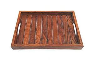 Vente en gros de STAR CRAFTS INDE Plateau de service en bois d'acacia plat tendance de couleur naturelle simple pour restauration rapide et saine avec poignées en métal noir - Product Image 3