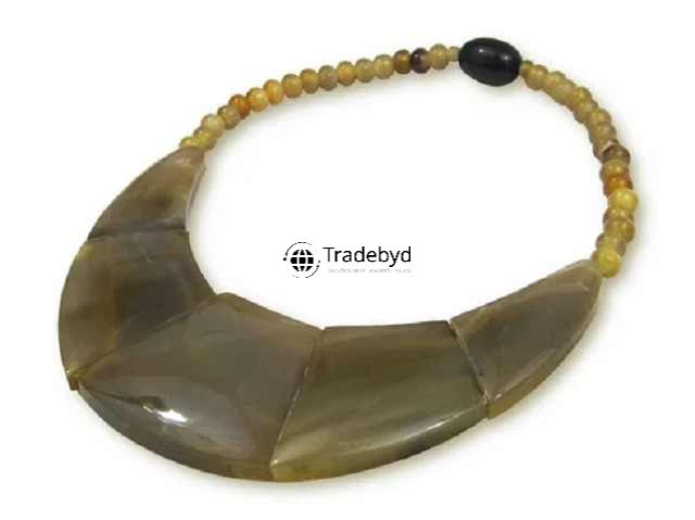 Available in different colore