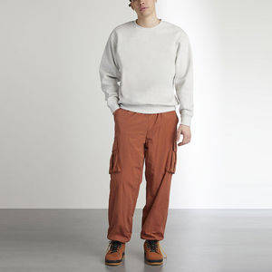 Vente en gros de pantalons cargo pour hommes pantalons coupe-vent en nylon 100% avec poches cargo à rabat latéral - Product Image 3