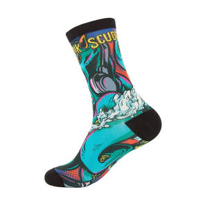 Chaussettes de sport de haute qualité, vente en gros de chaussettes de sport personnalisées en spandex/polyester, vêtements d'hiver, antibactériennes - Product Image 2