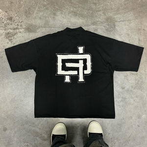 Camiseta gráfica negra de gran tamaño personalizada para hombre, ropa de calle lavada Vintage con estampado DTG personalizado, camisetas de tela hecha de algodón para hombre - Product Image 3