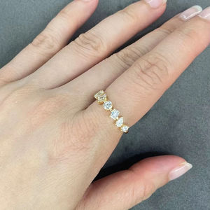 Bague multi-pierres en or massif 14K avec diamants baguette poire coupe mixte Bague de mariage anniversaire cultivée en laboratoire pour les femmes fiançailles - Product Image 1