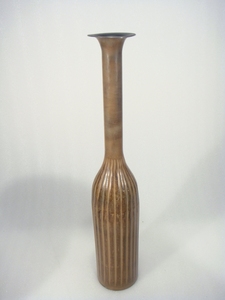 Vase en métal martelé en cuivre et fer - Product Image 4