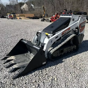 Minicargadora CAT MT100 usada de buena calidad con componentes básicos para diversas tareas - Product Image 1