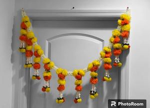 พวงมาลัยดอกดาวเรืองคู่แบบแขวนติดประตูของตกแต่งบ้านของตกแต่งเทศกาลอินเดียแบบดิวาลีงานแต่งงานของขวัญขึ้นบ้านใหม่ - Product Image 2