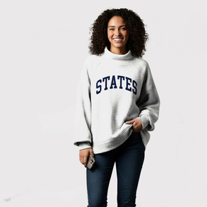 Sudadera de Invierno Extra Grande para Mujer, Diseño Superior, Cuello Alto Simulado, Estampado Frontal, Estilo Urbano, Bordada, de Felpa, Ecológica y Transpirable - Product Image 1