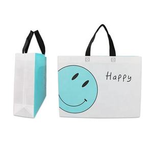 Sac de courses monobloc tendance avec couleur et taille personnalisables en matériau non tissé - Product Image 3
