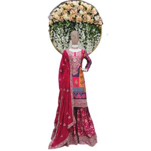 Costume Salwar en soie de qualité supérieure avec broderie à la mode et Dupatta pour les occasions de fête Prix d'exportation disponible - Product Image 1