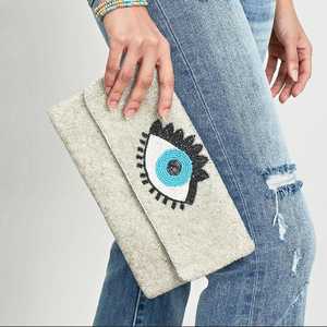 กระเป๋าถือปักลูกปัดแวววาว,กระเป๋าปาร์ตี้งานปักโซ่ประดับลูกปัด - Product Image 1
