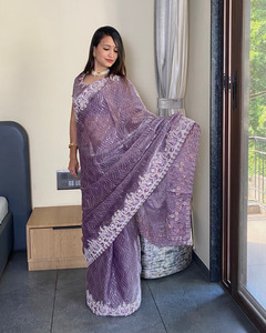 Premium pur violet et bleu Barbari fil de soie broderie travail Saree nouveaux designers fête porter saree - Product Image 4