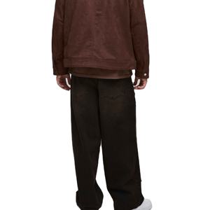 Mejora tu estilo casual con una estética elegante de costuras a mano y un acabado fino en tu nueva pantalona vaquera bordada. - Product Image 5