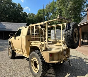 VOITURES D'OCCASION 2013Ramm _ 3500 Tradeesman-4x4 - Product Image 2