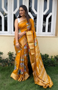 Meilleure vente Saree imprimé de tissage de soie Dola doux et élégant pour un port confortable lors des fêtes et des mariages - Product Image 6