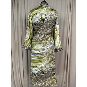 Vestido Kimono de Seda Reciclada Estilo Boho Chic Vintage para Mujer, Ideal para la Playa, Resort, Casa o como Bata de Baño - Product Image 4
