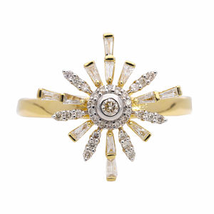 Bague Starburst en or 14K avec diamant naturel et baguette conique de 0,18 ct et diamants ronds dans un design Sunburst à lunette rayonnante - Product Image 5