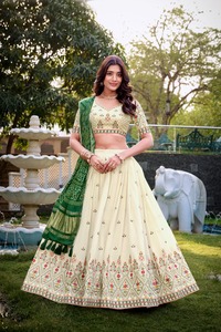 Coton Khadi de vêtements occasionnels attrayants à la mode avec broderie de fil Lehenga Choli fabricant d'Inde - Product Image 3
