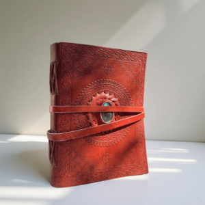 Tạp Chí da chính hãng thủ công với thiết kế Mandala phức tạp & đóng cửa đá quý, Máy Tính Xách Tay Boho cổ điển để viết & Quà Tặng - Product Image 1