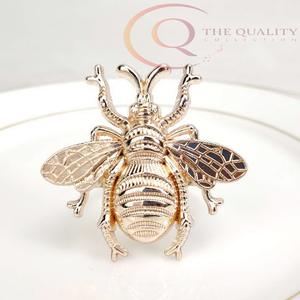 Anneaux de serviette de qualité supérieure pour la décoration de table, avec un design élégant, idéal pour les dîners et les célébrations - Product Image 5