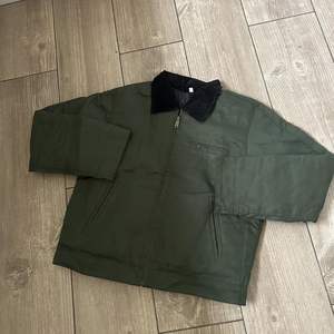 Chaqueta de alta calidad para hombre, chaqueta vaquera con cremallera completa, chaqueta vaquera vintage personalizada con lavado ácido desgastado, chaqueta universitaria de Detroit - Product Image 3