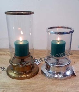 Top Venta de diseño de lujo de hierro antiguo de cristal de mesa hecho a mano de alta calidad vela linterna tarifa al por mayor para el hogar del hotel - Product Image 2