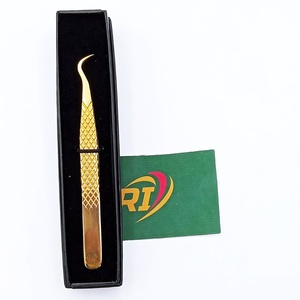 Pinzas para Pestañas de Acero Inoxidable con Diseño Delgado, Aislamiento Largo, Antiestáticas, con Agarre de Diamante Dorado Plasma, Logotipo Personalizado, Profesional y Ecológico - Product Image 5