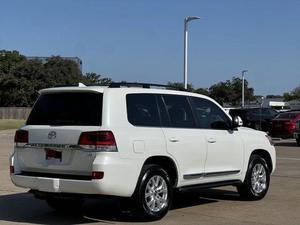 VENTAS RÁPIDAS DE TOYOTA Land-Cruiser VXR SUV USADO - Product Image 3