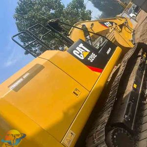 Excavadora Hidráulica Usada Caterpillar 320E de Alta Calidad, 20 Toneladas de Peso Operativo, Importación Japonesa, Componentes del Motor Principales, Gran Oferta - Product Image 1