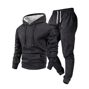 ชุดวอร์มกีฬาผู้ชายปี 2025 สำหรับฤดูหนาว ระบายอากาศได้ดี ลายพิมพ์/สีพื้น น้ำหนักเบา ผลิตจากผ้าโพลีเอสเตอร์ 100% เหมาะสำหรับเล่นกีฬา เดินทาง ดีไซน์คลาสสิก - Product Image 1