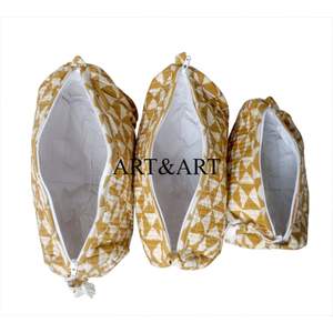 Meilleure collection de trousses de toilette matelassées à fermeture éclair écologiques, ensemble de trois, imprimé floral élégant, coton, trousse de maquillage de voyage - Product Image 4