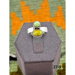 Bague ajustable style Southwest en turquoise Palomino et argent sterling, sertie clos, style bohème affirmé, pour usage quotidien, pierre taille poire - Product Image 3