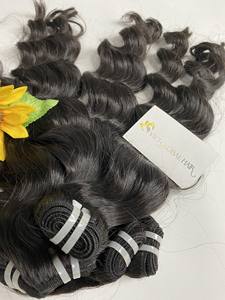 Paquetes de cabello crudo Color negro Onda natural Extensiones de cabello de trama doble Proveedor de cabello crudo vietnamita - Product Image 2