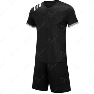 Conjunto de camisetas de fútbol personalizadas para hombre, ropa de equipo de color sólido, uniformes de entrenamiento de secado rápido, transpirables y sostenibles, venta al por mayor 2026 - Product Image 2