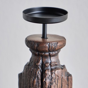 Bougeoir en bois vintage avec un design artisanal attrayant, parfait pour la décoration de la maison, centre de table et ambiance chaleureuse dans la pièce - Product Image 2