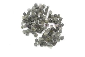 50 pièces non traité minuscule taille brute 4-6 MM abondance pierre belle pierre de soleil noire naturelle bijoux bruts pierres précieuses en vrac rugueux - Product Image 2