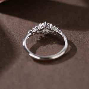 แหวนหมั้นหินสามชิ้นสีทอง10K/14K/18K สง่างามพร้อมเพชรจำลองแหวนครบรอบขายส่งมีจำหน่าย - Product Image 2