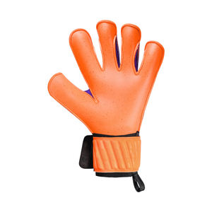 Gants d'entraînement avec adhérence en latex de qualité supérieure pour le football, gants de gardien de but en gros, design léger avec une forte adhérence - Product Image 2