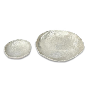 Plateaux en métal Plats de service Plateaux de designer décoratifs de luxe faits à la main Plateau de service décoratif pour la maison personnalisé - Product Image 1